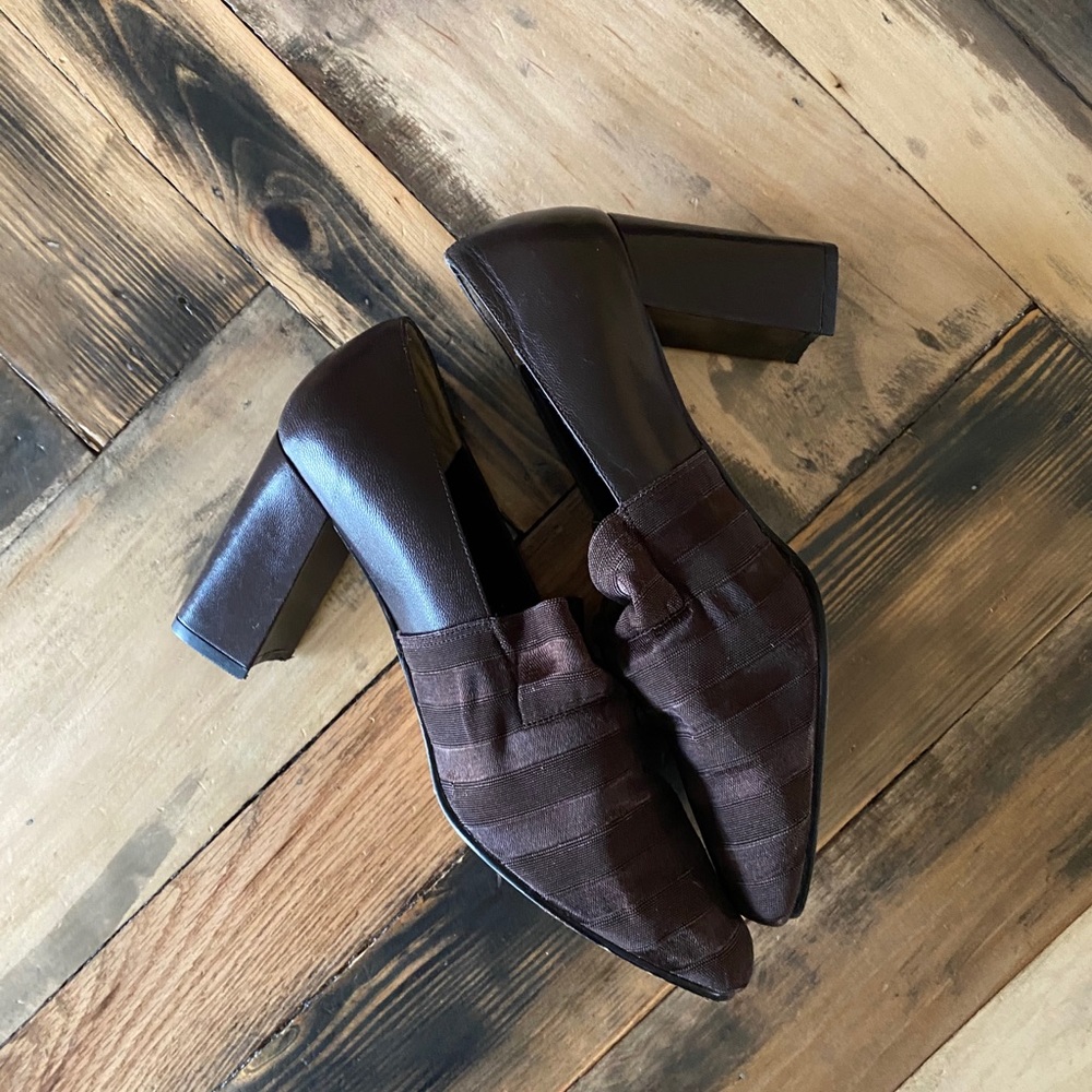 Vittorio Ricci Studio Brown Ruched Leather Heels - Picture 2 of 14